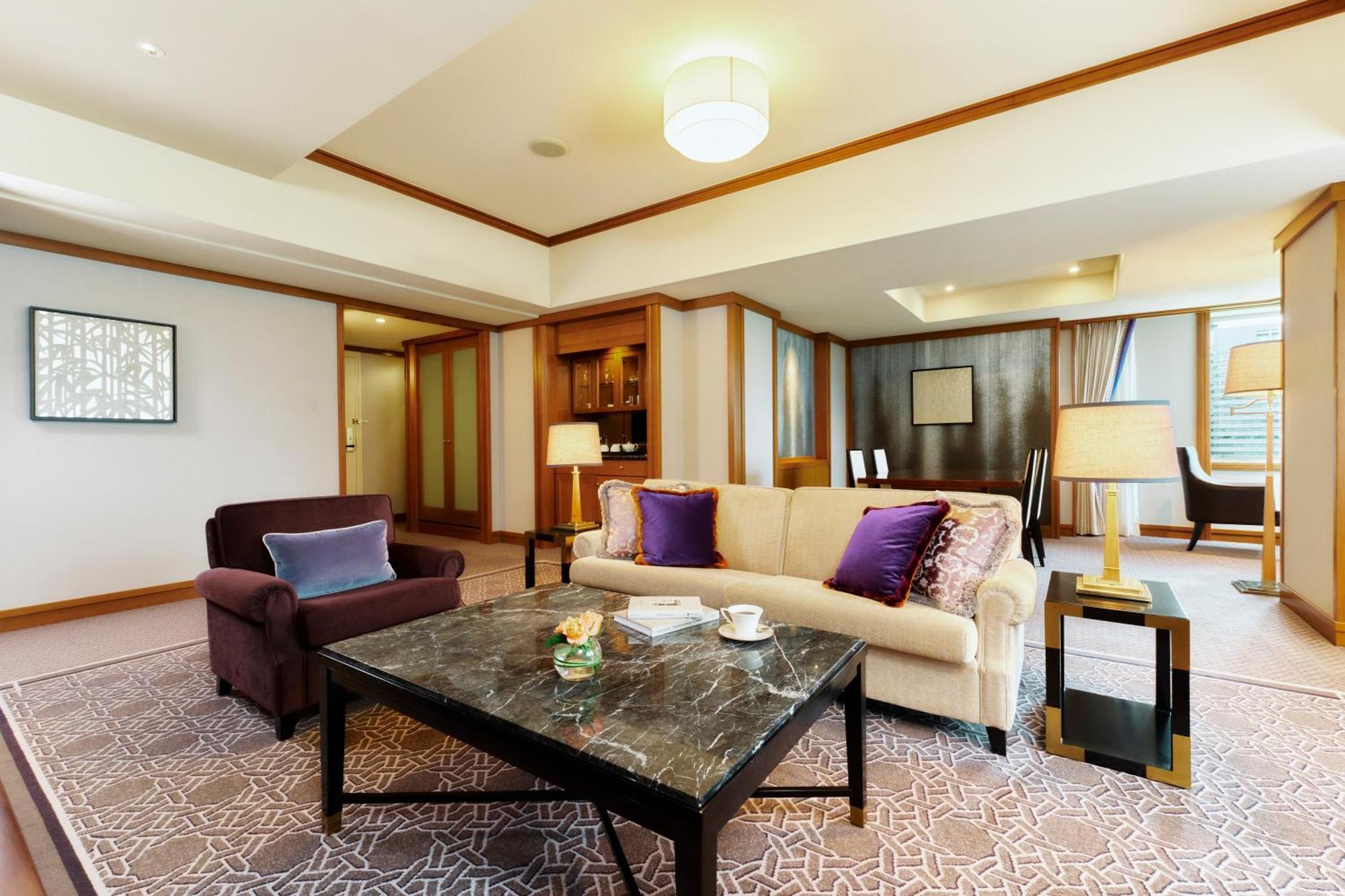 Imperial Hotel Tokyo Esterno foto A suite at the hotel