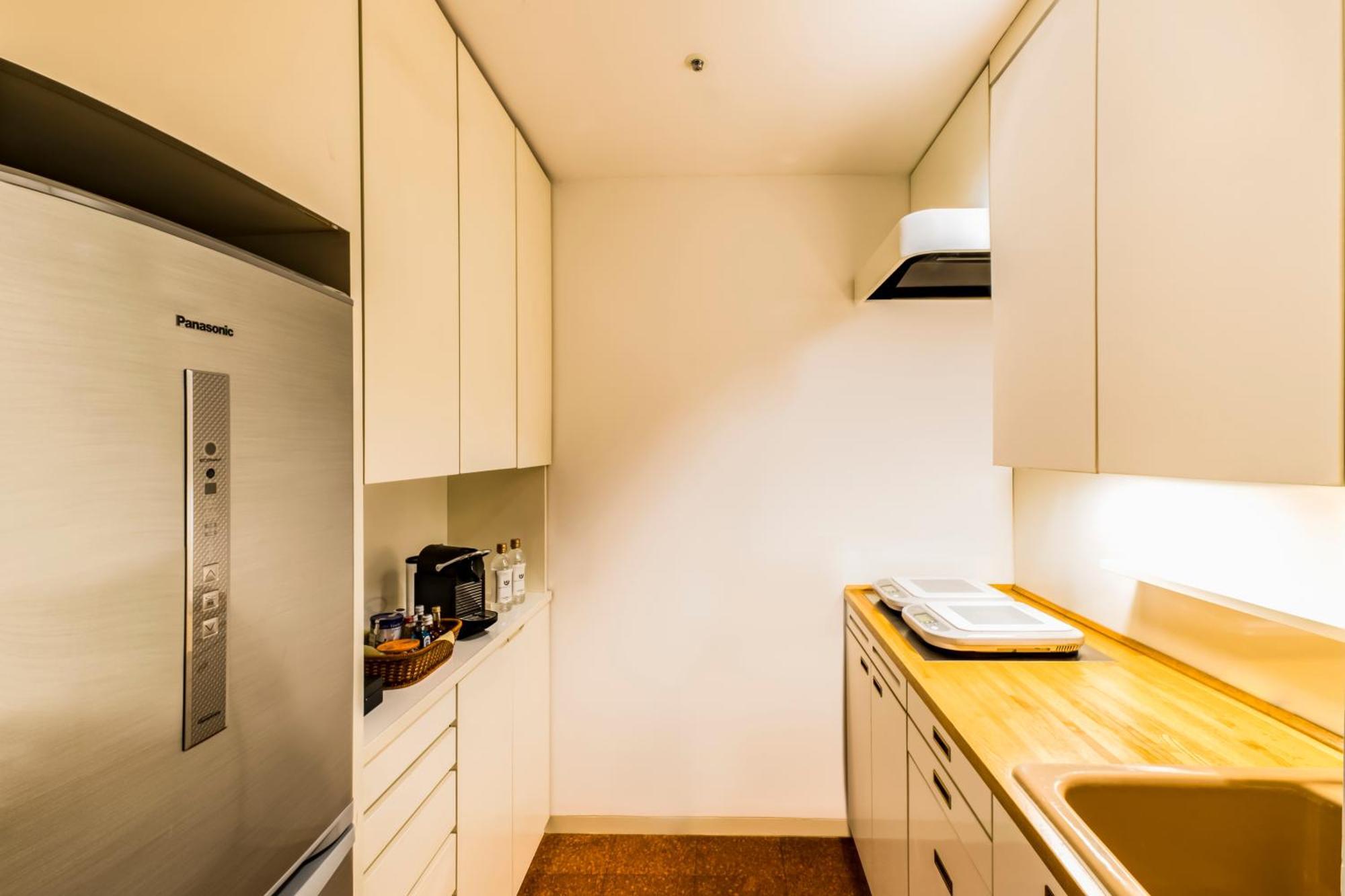 Imperial Hotel Tokyo Esterno foto A kitchen in a typical apartment